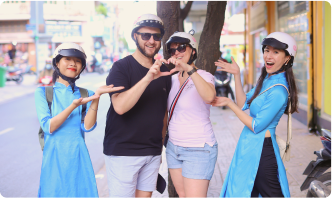 Chụp ảnh nhóm khi đi du lịch