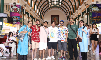 Chụp ảnh nhóm khi đi du lịch