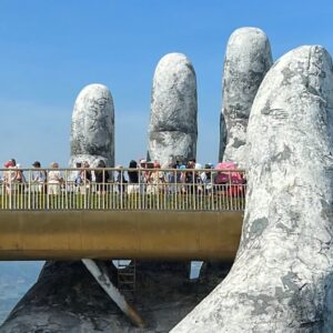 Kiss Ba Na Hills Tour